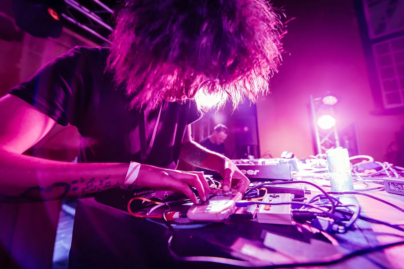Beating Scores, Scoring Beats - The 8-Bit Sounds of Rhea Dally